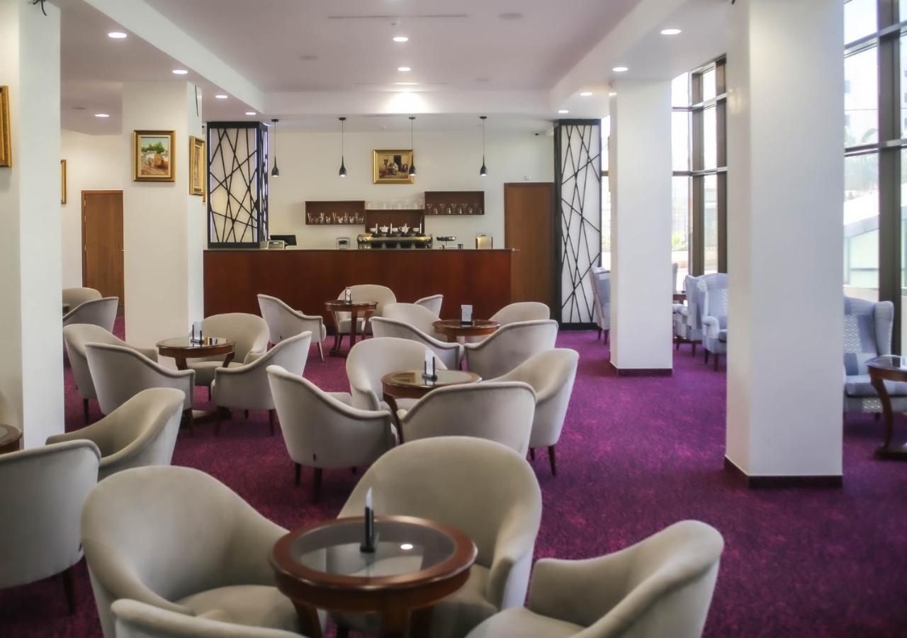 Almoravides Hotel Mascara Bagian luar foto